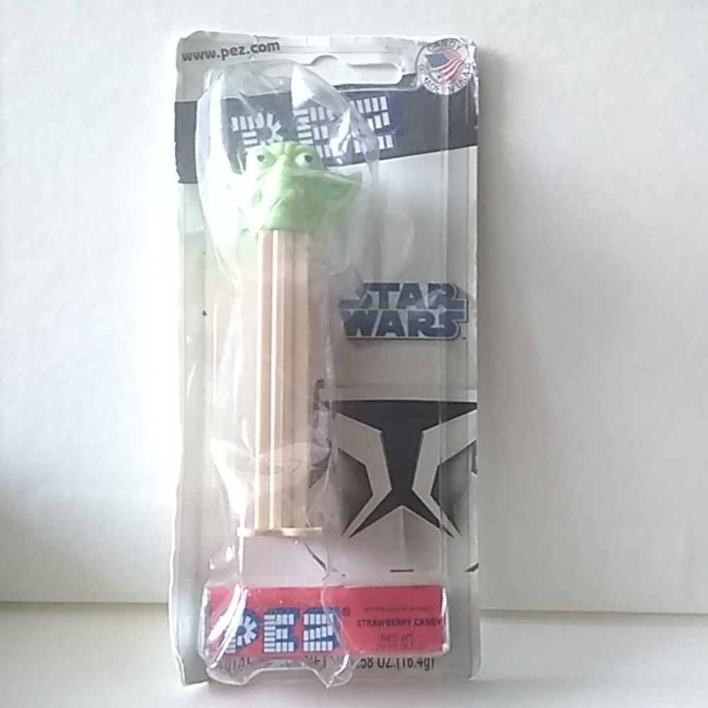 Sealed PEZ Star Wars Yoda Candy & Dispenser
